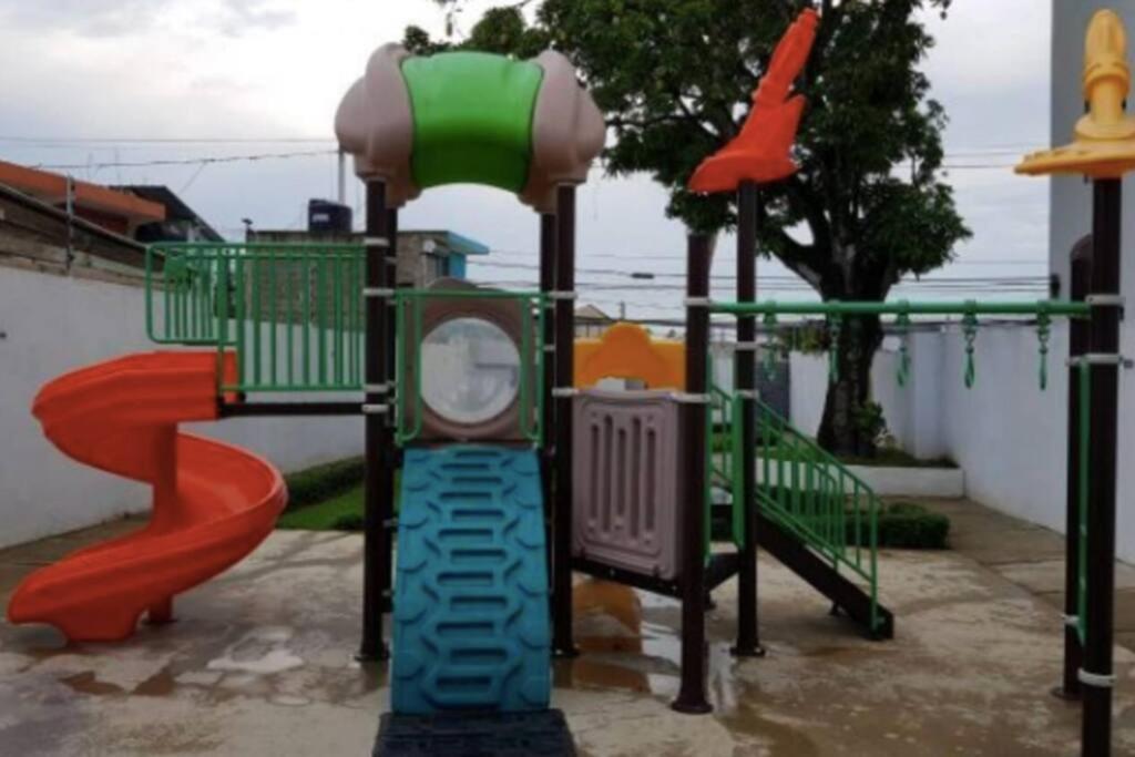 סנטיאגו דה לוס קבאלרוס Comodas 3 Hab Con Piscina, Wifi 1Er Nivel מראה חיצוני תמונה