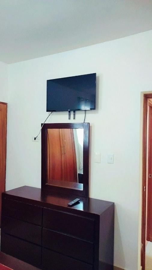 סנטיאגו דה לוס קבאלרוס Comodas 3 Hab Con Piscina, Wifi 1Er Nivel מראה חיצוני תמונה